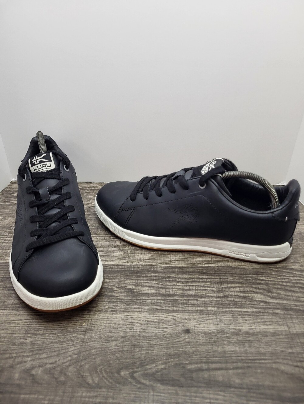 Kuru Roam Classic Court Womens Size 11 Black Athletic Leather Shoes Sneakers